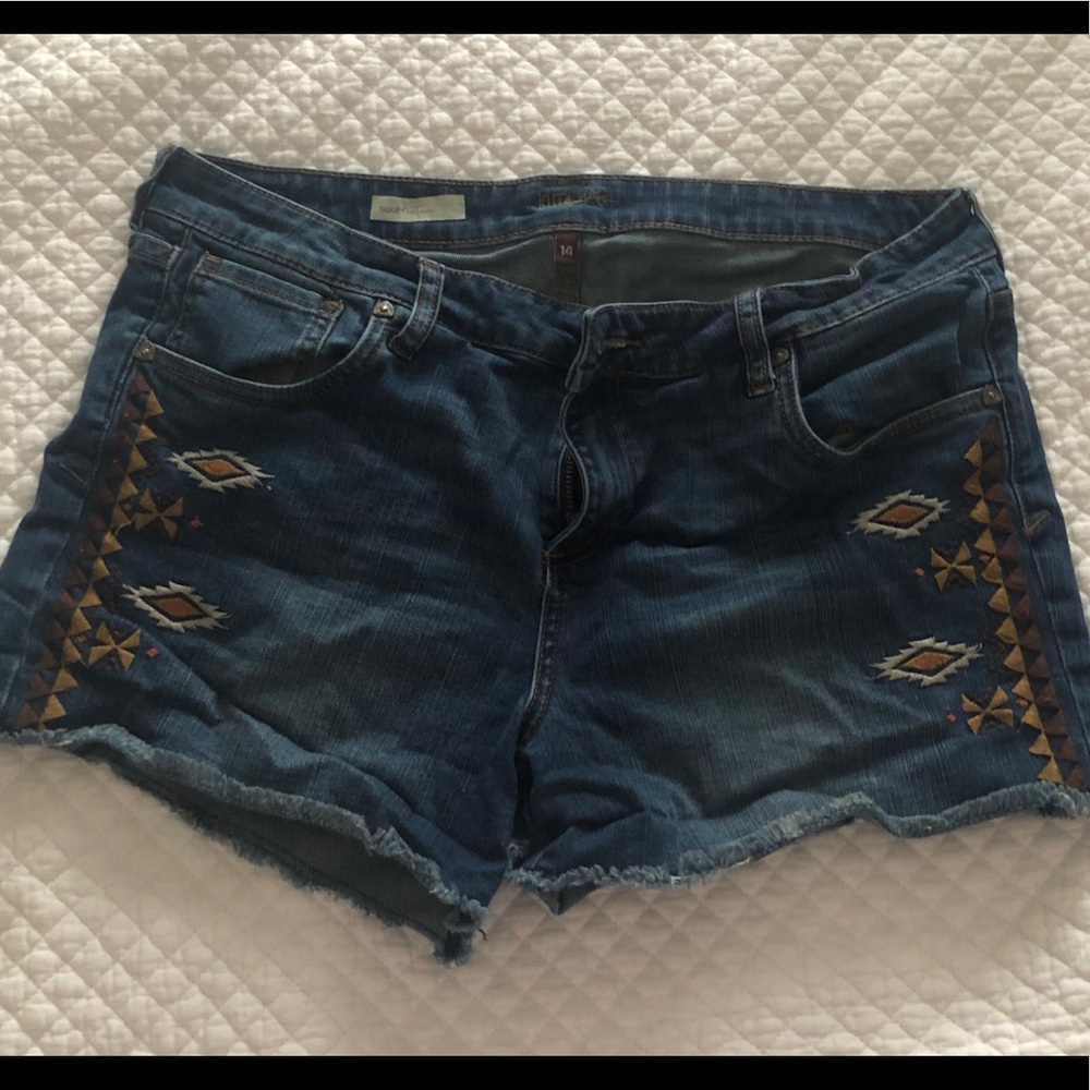 Size 14 kut from the Kloth bohemian denim shorts